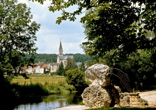The young river at Aisey-sur-Seine