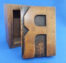 'R' Box  036 8x11 cm £50