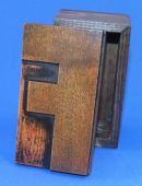 F Box 014 13 x 7cm £40