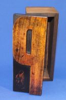P Box 032 17 x 7cm £45