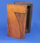 7 Box 058 7 x 13cm £35