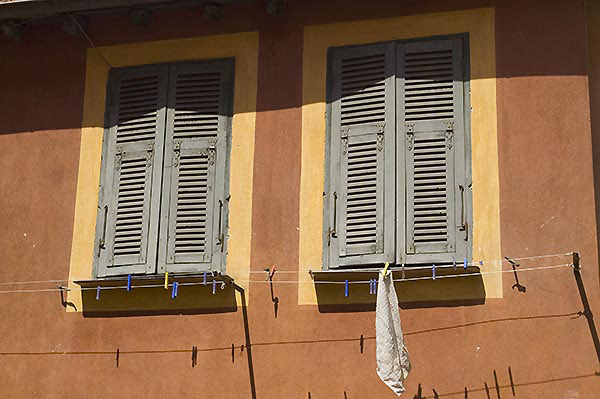 Shutters 2