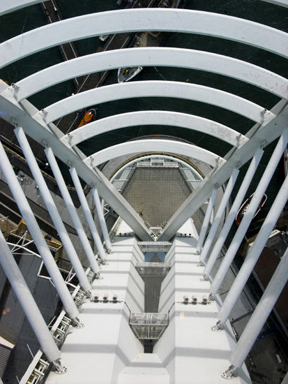 Spinnaker Web