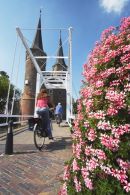 Cyclists, Delft