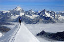 On the summit ridge of the Parrotspitze