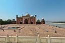  dsc1972 Mosque-at the Taj Mahal-