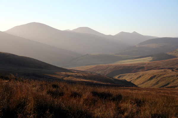 Carnethy Hill, Scald Law and the Kips