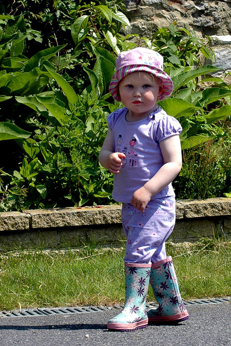 What the well dressed girl-about-town is wearing...